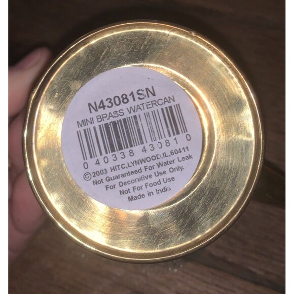 Mini Brass Holsley Watering Can With Flowers - Picture 4 of 6